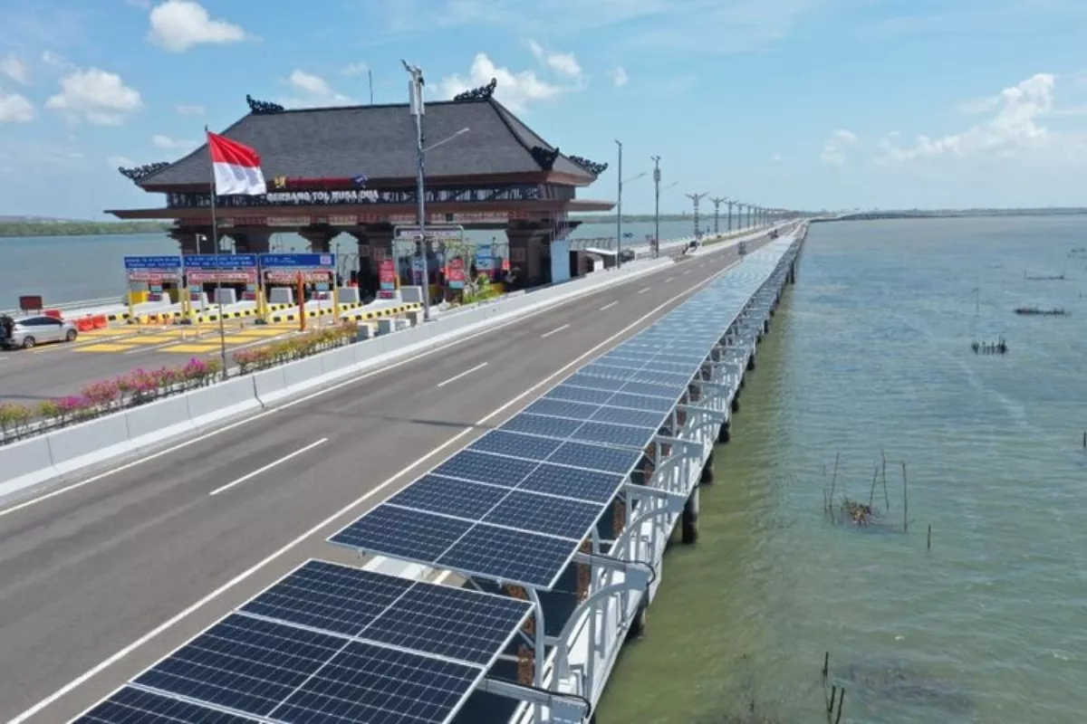 Melali Energi Terbarukan: Harmoni Budaya dan Surya di Sanur