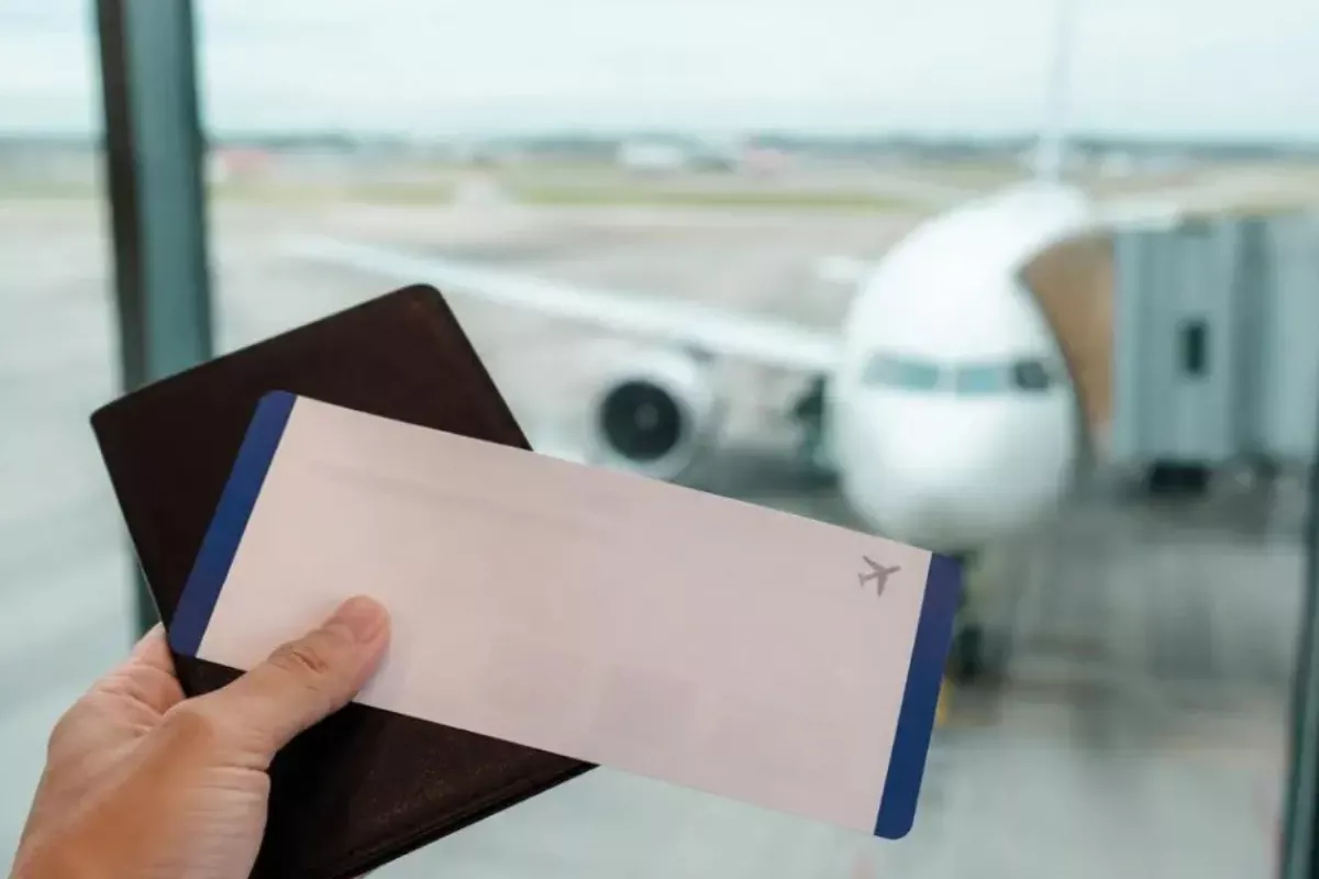 Pemerintah Beri Insentif PPN DTP untuk Tiket Pesawat Kelas Ekonomi