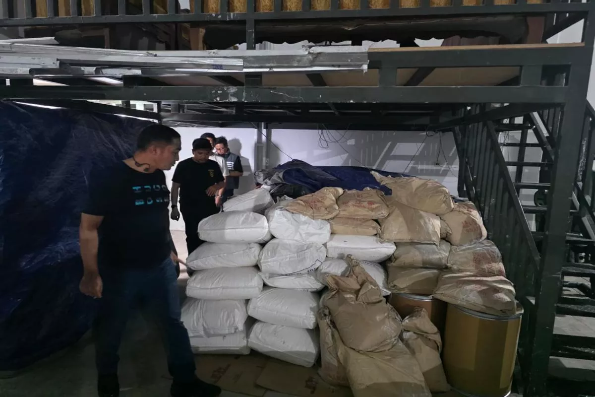 Polisi Bongkar Clandestine Lab dan Peredaran Obat Keras
