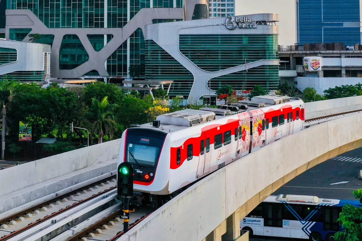 LRT Jakarta Bakal Terhubung hingga Dukuh Atas dan Stasiun Whoosh Halim