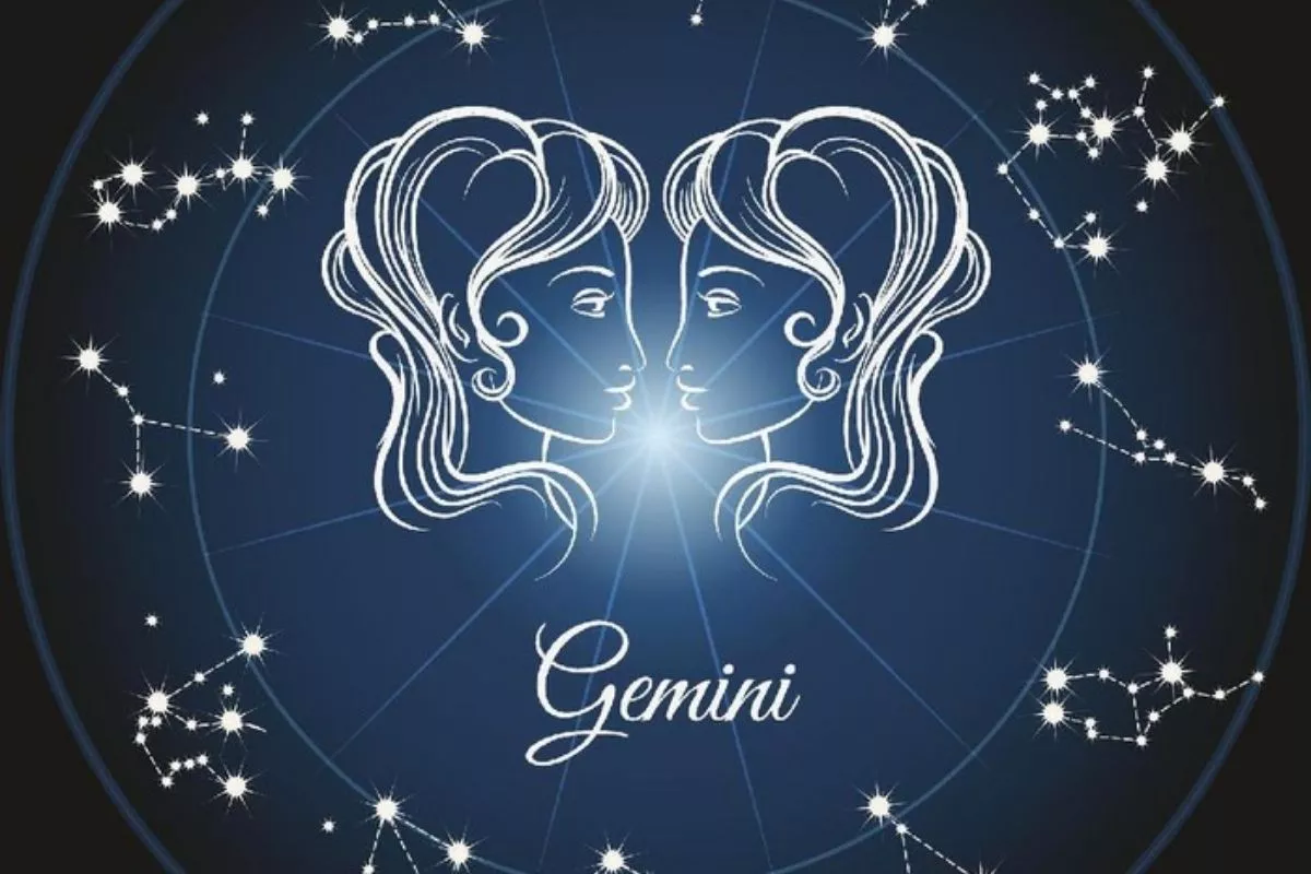 Ramalan Zodiak: 5 Bintang dengan Peluang Karier & Asmara Terbaik