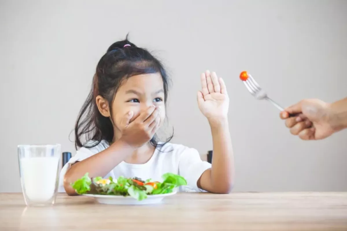 6 Trik Ampuh Berbasis Sains agar Anak Lahap Makan Sayur