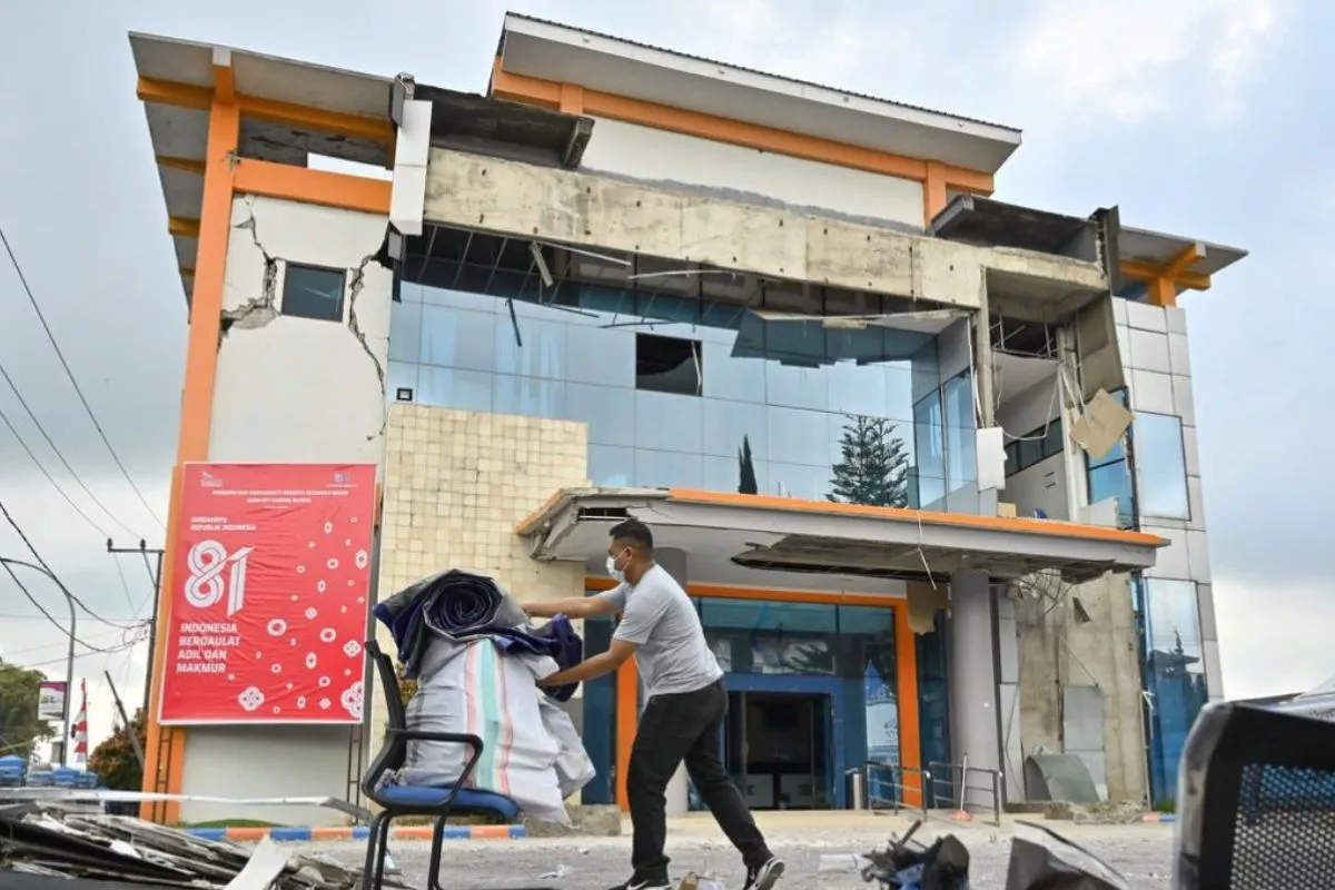 Listrik Kembali Normal, PLN Tuntaskan Pemulihan Kelistrikan Flores