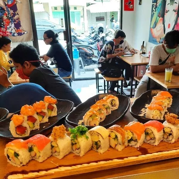 15 Rekomendasi Sushi Terbaik di Jogja Kuliner Jepang Rasa Nendang