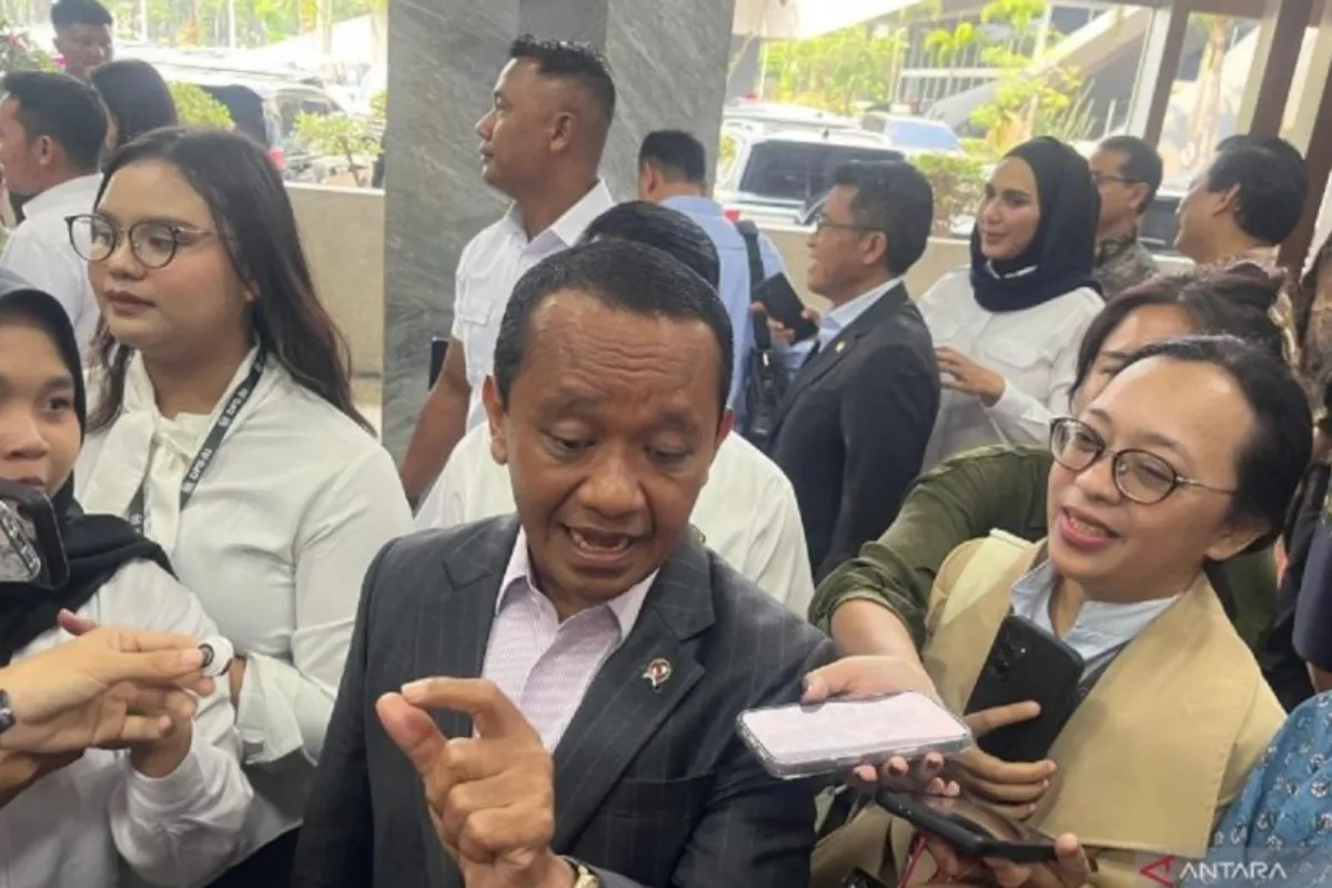 Bahlil Turunkan Harga Gas Industri Jadi US$13 per MMBtu