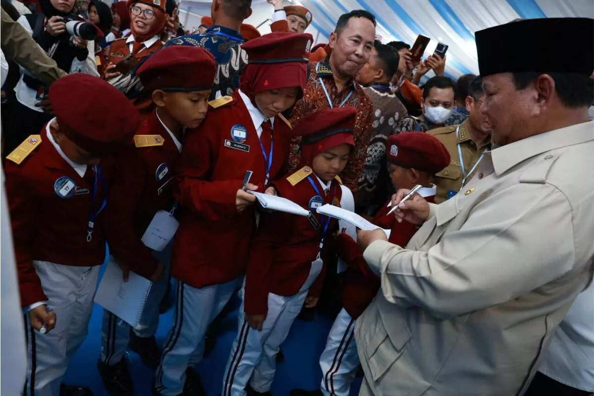 Sekolah Rakyat Bantu 43 Ribu Anak Putus Sekolah, Teddy Beber Prestasi