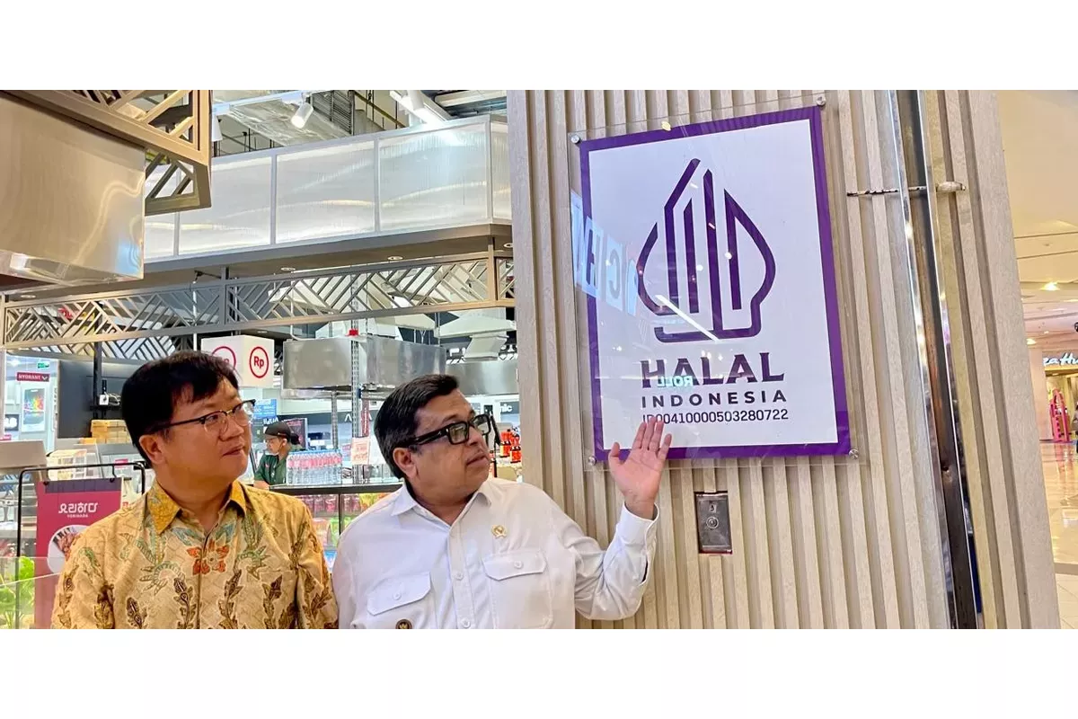 Lotte Mart Raih Sertifikat Halal, Kepala BPJPH Beri Apresiasi Tinggi