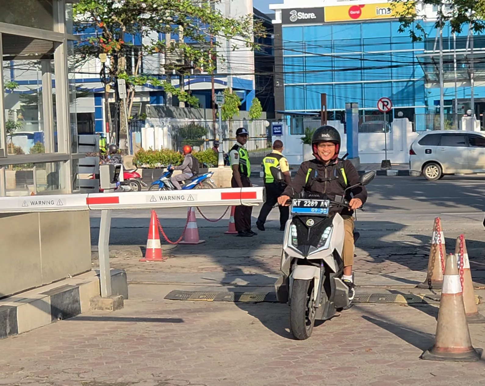 Clean Energy Day PLN Kaltimra Sukses Kurangi 2,2 Ton Emisi