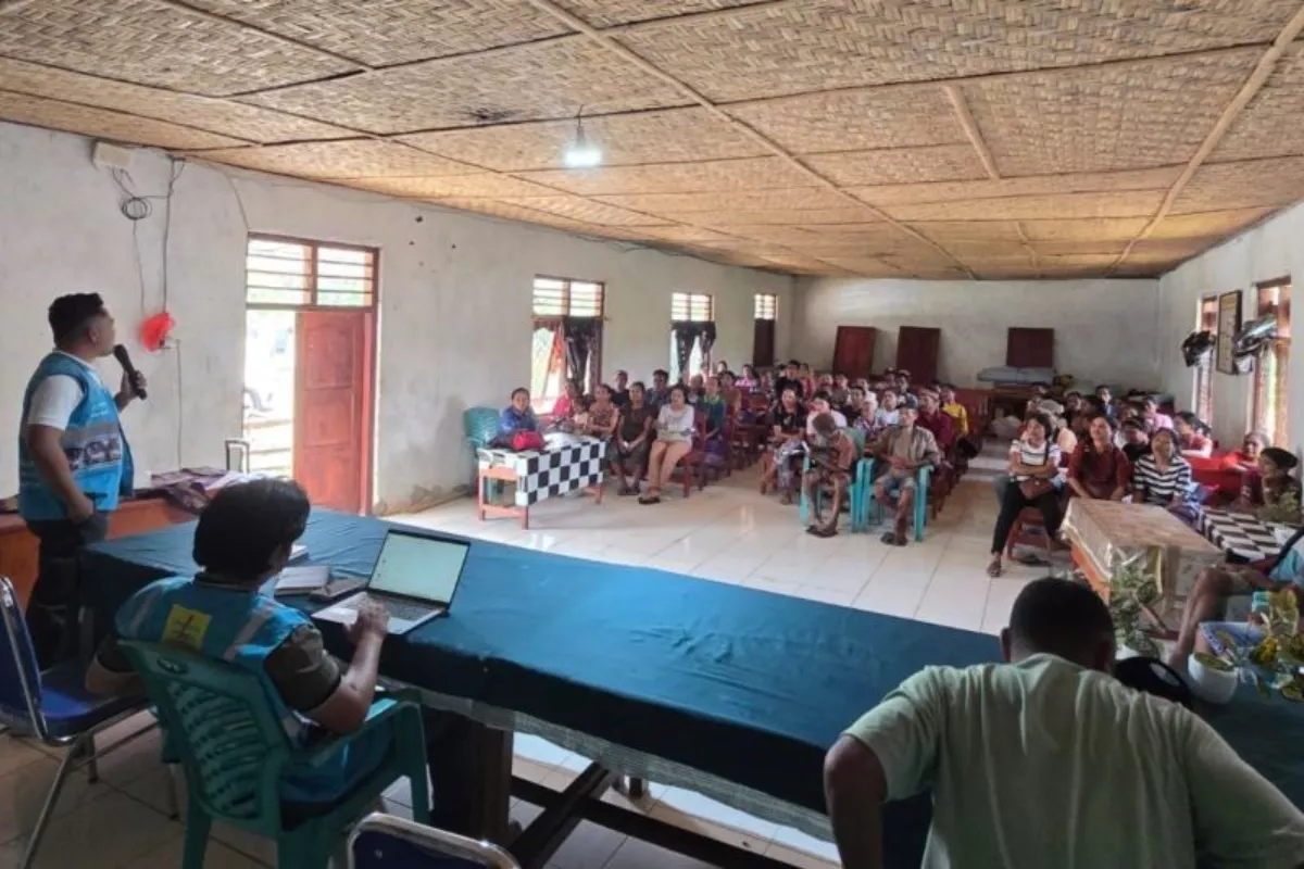 PLN Sumba Timur Sosialisasi Gaya Hidup Berbasis Listrik di Laitaku