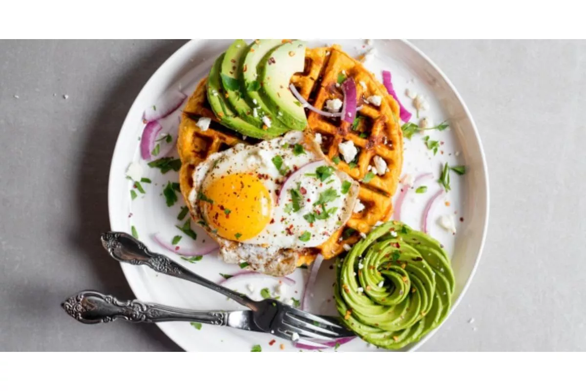 Cara Membuat Crispy Purple Sweet Potato Waffle Renyah dan Lumer