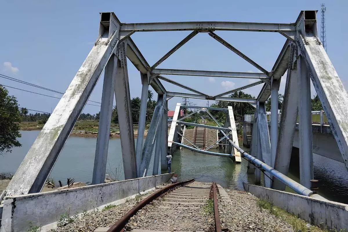 Tantangan Fiskal Aceh Dan Urgensi Dana Otsus Untuk Perbaikan Jembatan Amblas