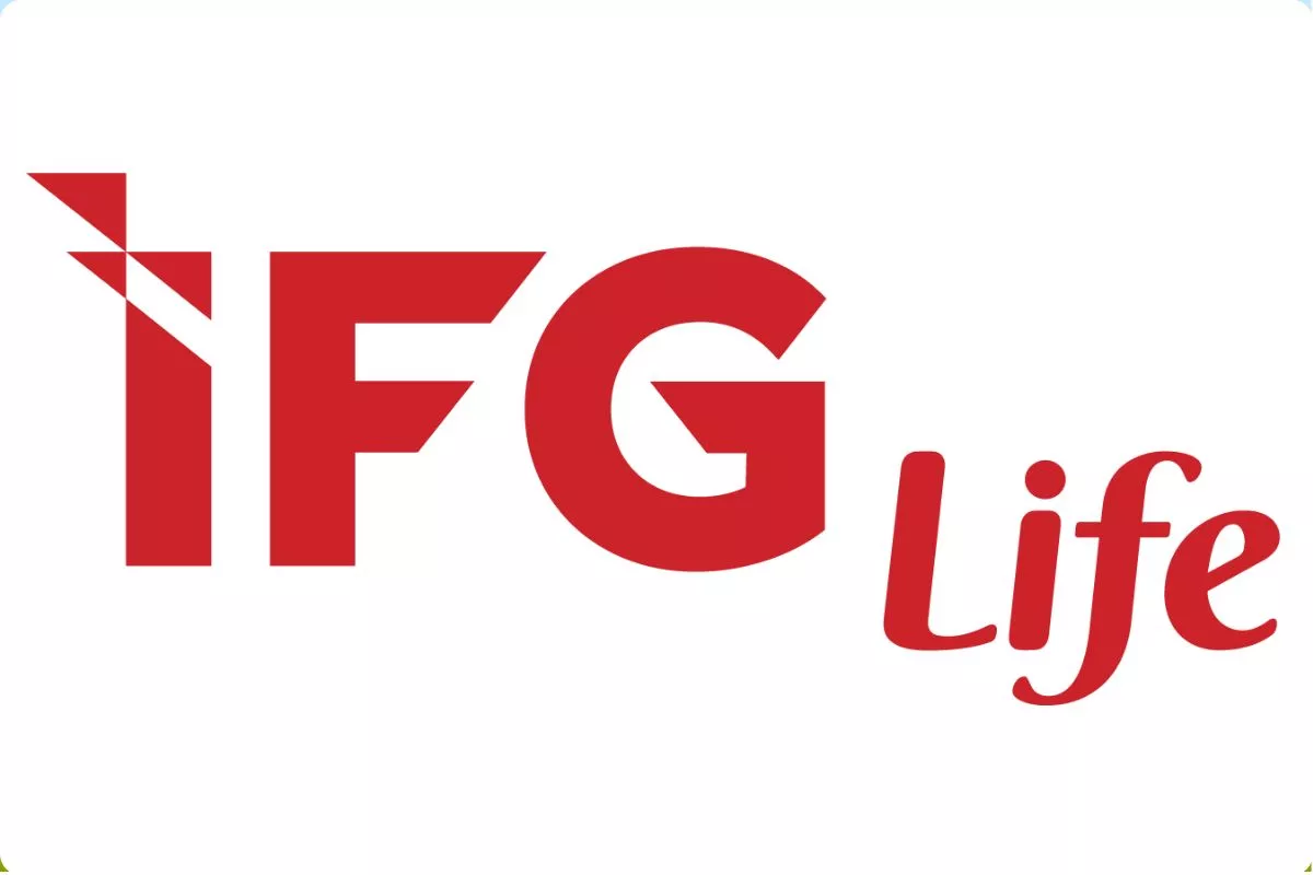 IFG Life Serahkan Klaim Asuransi Rp394 Juta ke Nasabah Bank Sulselbar