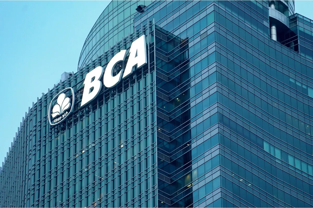 Saham BBCA Merosot 3,27 Persen, Cek Proyeksi Arah Geraknya Hari Ini