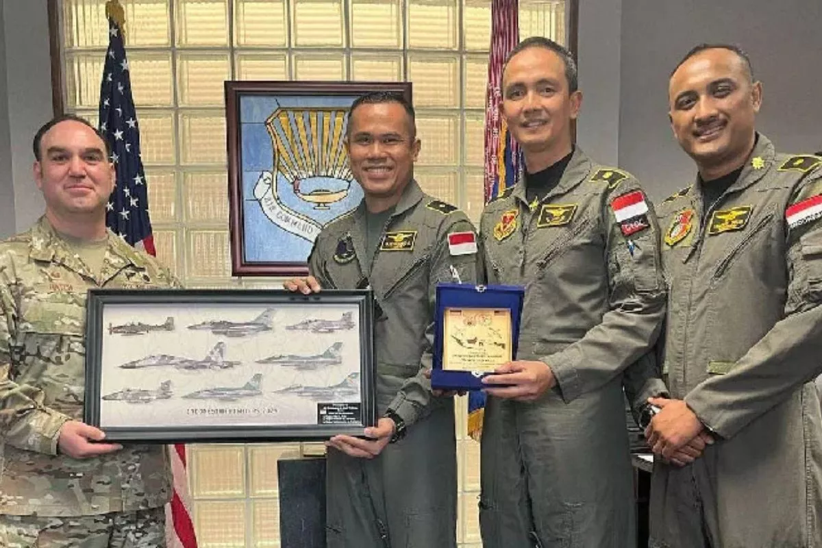 Tiga Perwira TNI AU Lulus Pendidikan Militer ACSC di AS