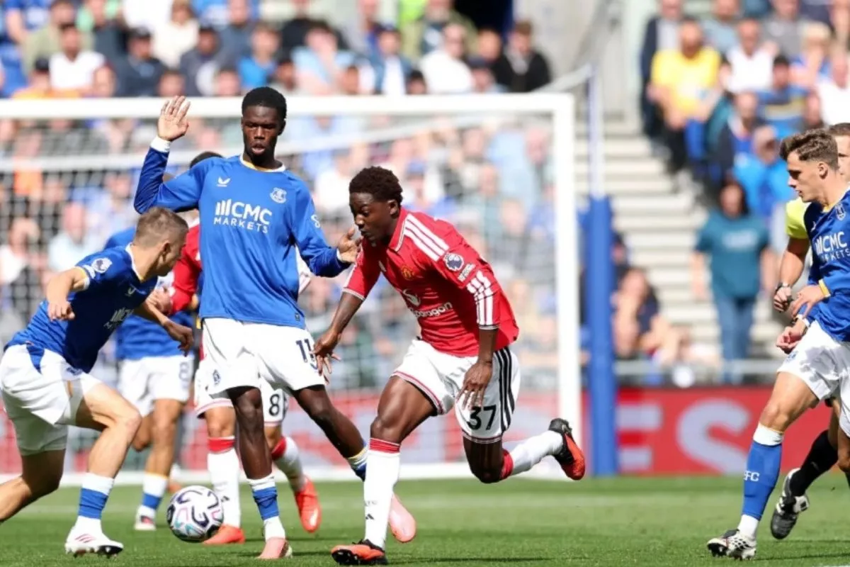 Liga Inggris: Manchester United Imbang 2-2 di Markas Everton
