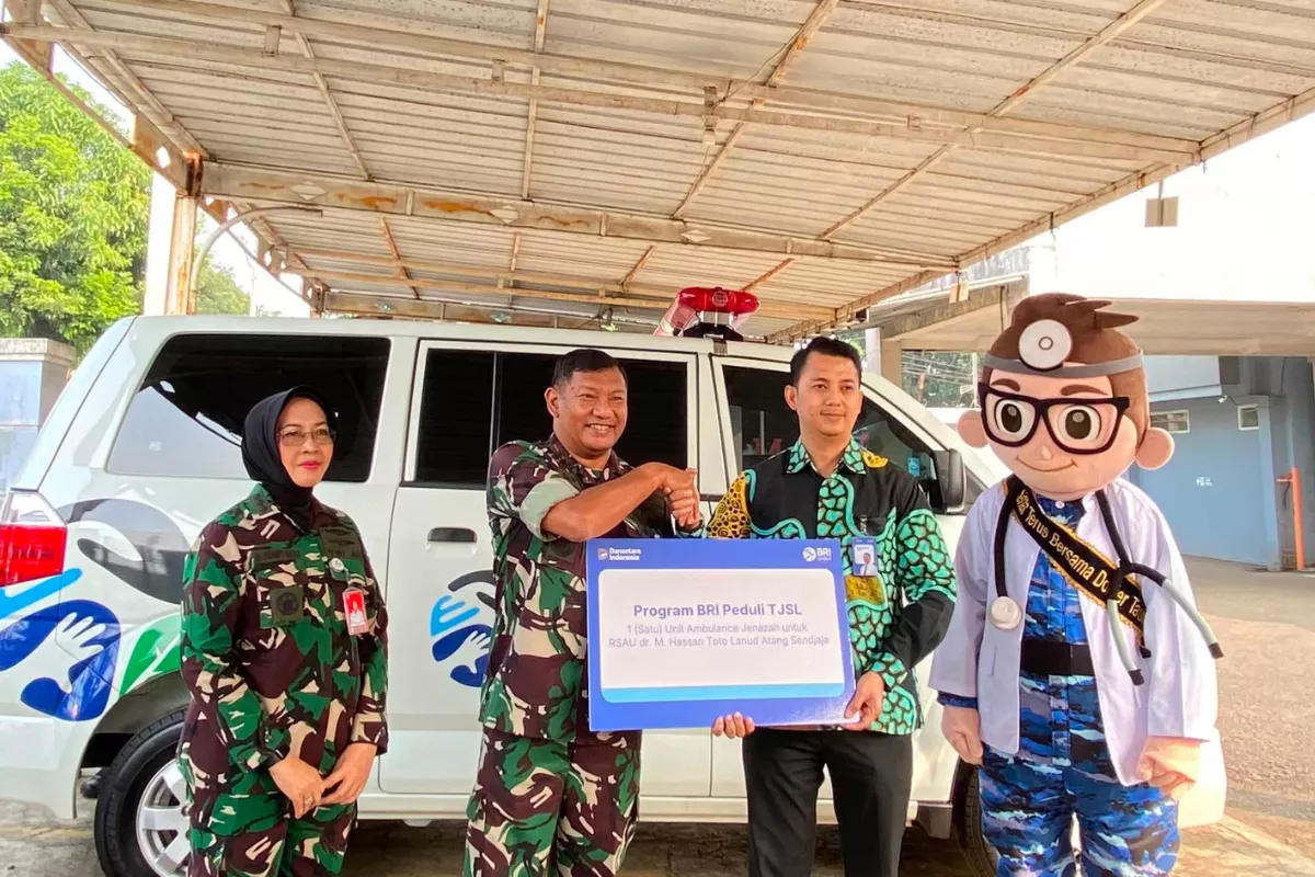 BRI Bogor Dewi Sartika Beri Ambulans ke RSAU dr. M. Hassan Toto