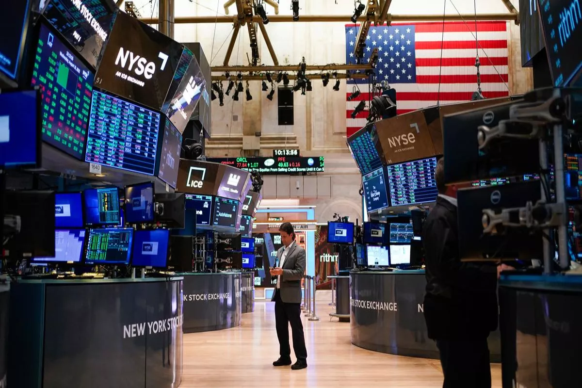 Sektor Teknologi dan Isu Iran Bawa Wall Street Raih Rekor Tertinggi