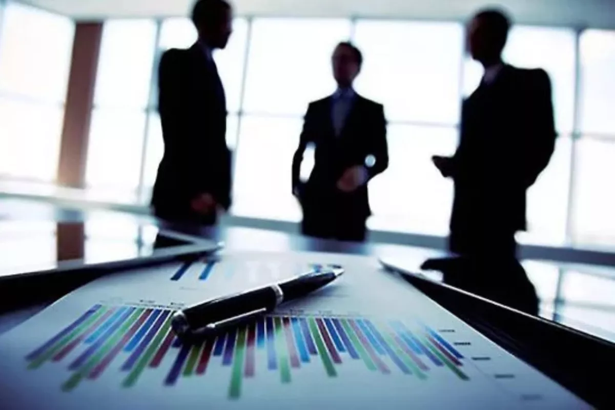 Langkah Strategis Investor Menjaga Portofolio di Tengah Penurunan Pasar