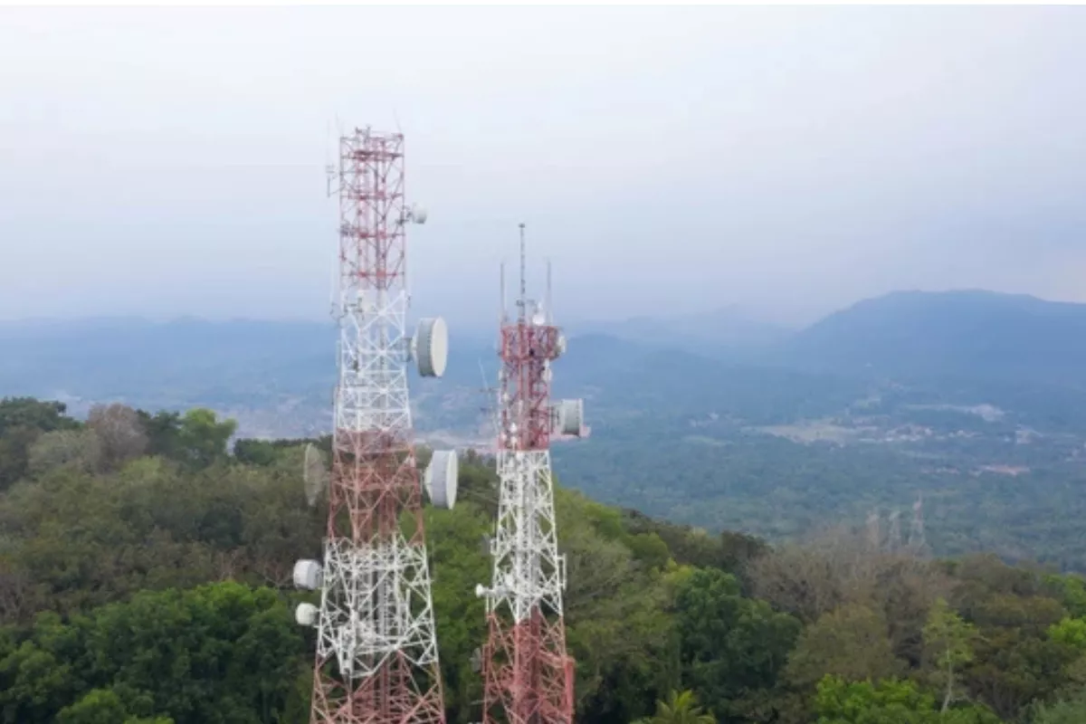 Konsolidasi Telko Dongkrak Rasio Sewa Menara Mitratel