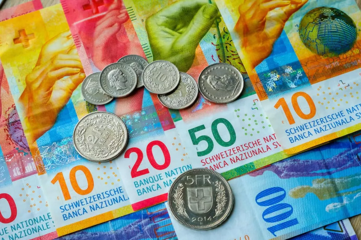 Dolar AS Melemah, Franc Swiss Menguat di Tengah Risiko Geopolitik