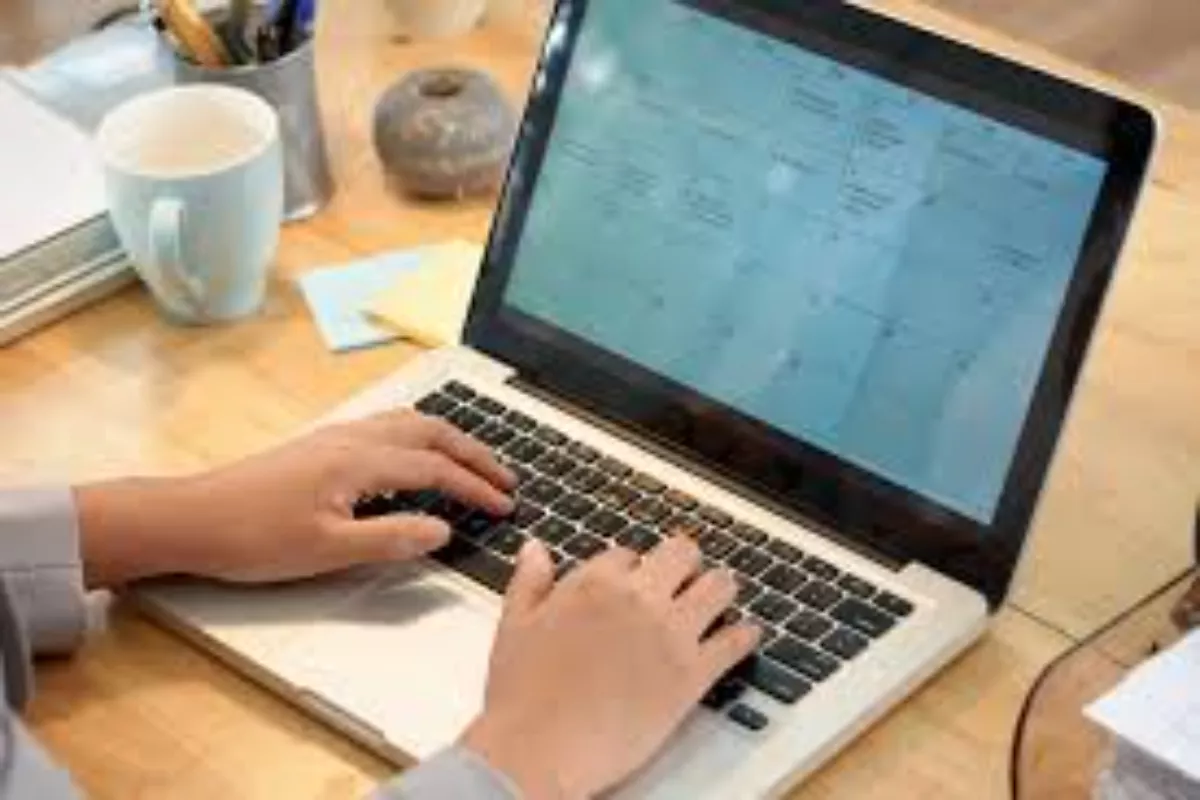 Review Laptop Kerja Terbaik 2026: Performa Kencang dan Baterai Awet