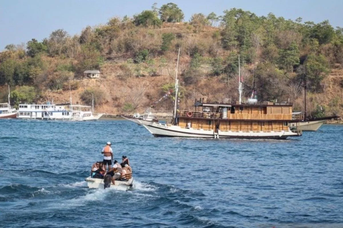 BNPB Tutup Sejumlah Objek Wisata Unggulan di NTT Pascagempa Bumi M7,7