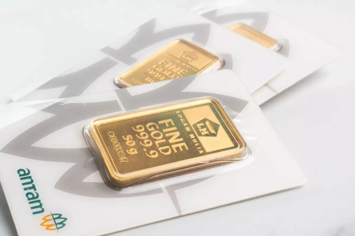 Banderol Emas Antam Naik Rp 20.000 Hari Ini Jadi Rp 2,7 Juta Per Gram