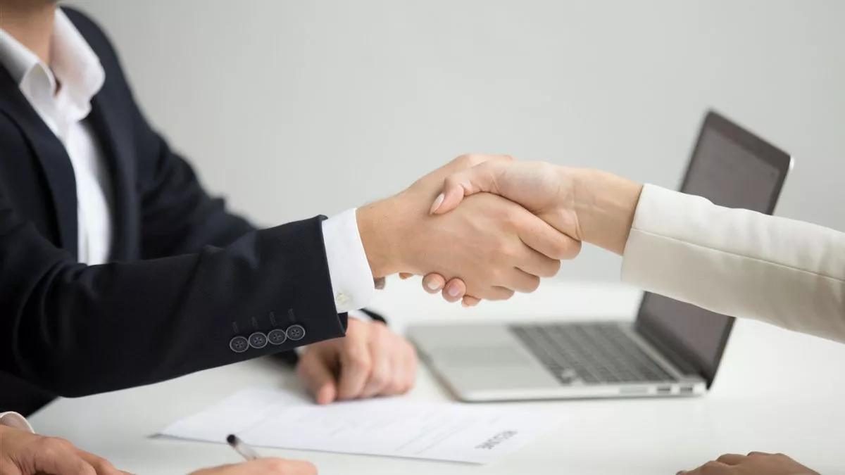 Cara Negosiasi Gaji Saat Interview: Seni Menjemput Valuasi Diri 2026