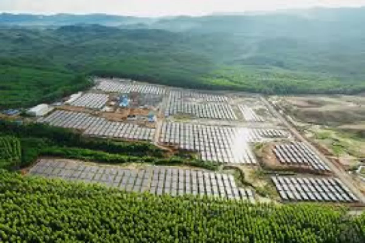 Tiongkok Operasikan Energi Hijau Pusat Data AI Pertama