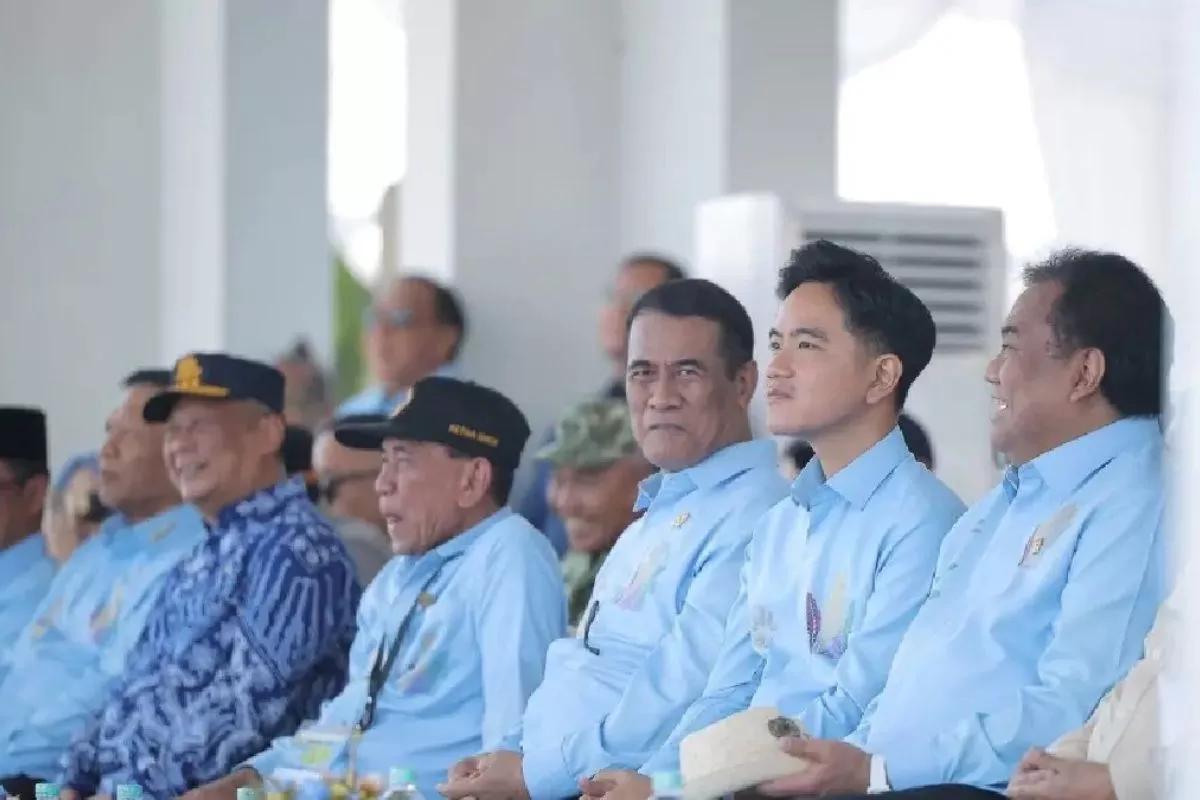 Gibran Apresiasi Mentan Amran Pangkas 145 Regulasi Pupuk