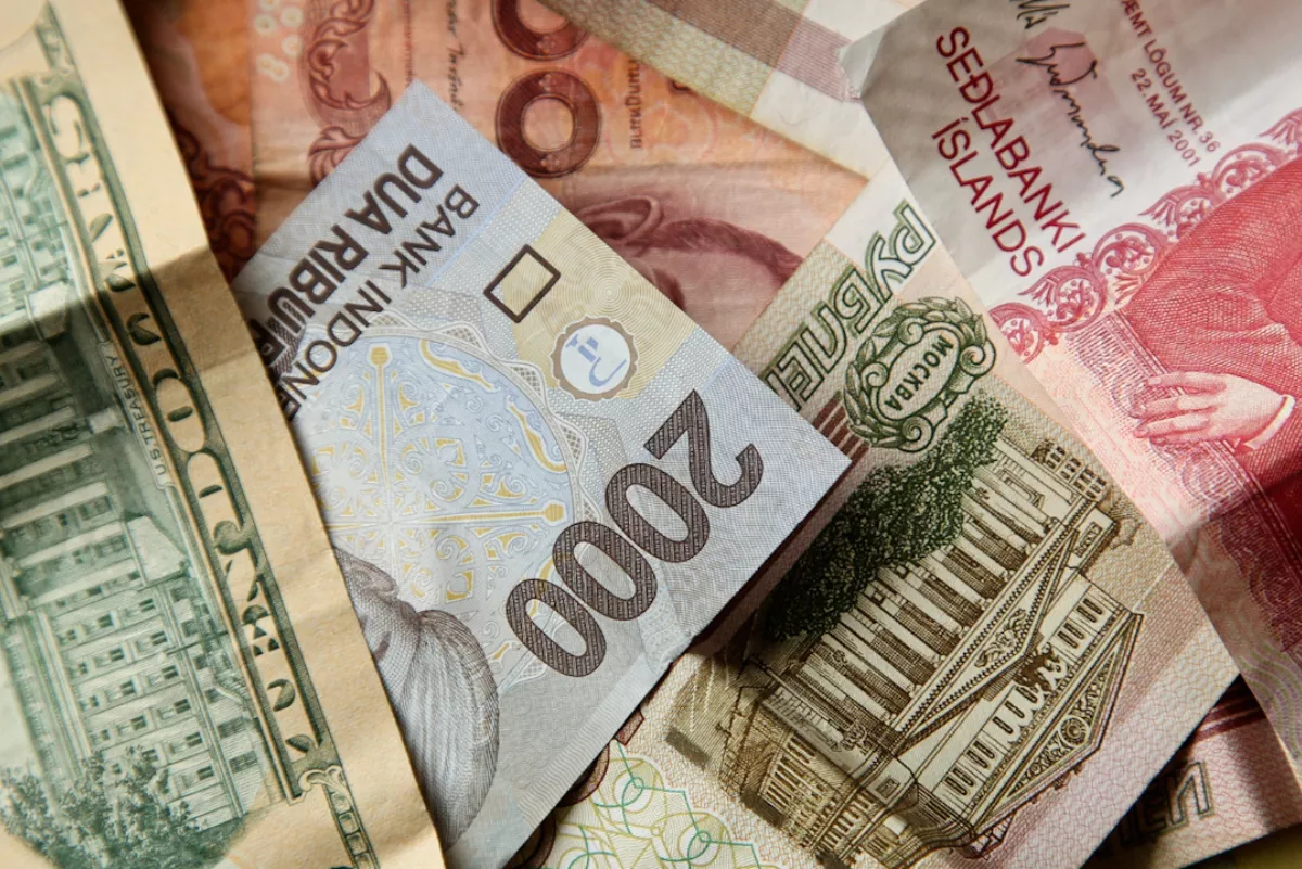 Rupiah Dibuka Stagnan, Dolar AS Tertahan di Rp17.710
