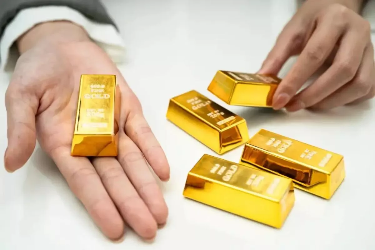 Harga Emas Antam Kembali Turun, Kini Rp2.668.000 per Gram