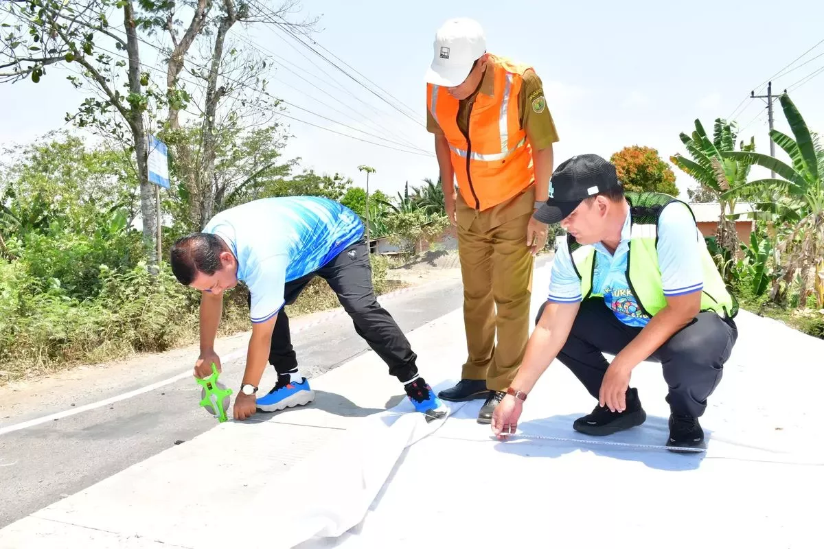 Plt Bupati Pekalongan Cek Pembangunan Infrastruktur Miliaran Rupiah