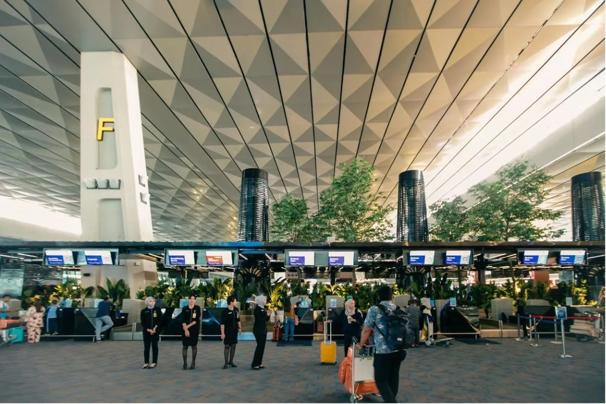InJourney Airports Uji Coba Biometrik, Naik Pesawat Tak Perlu KTP