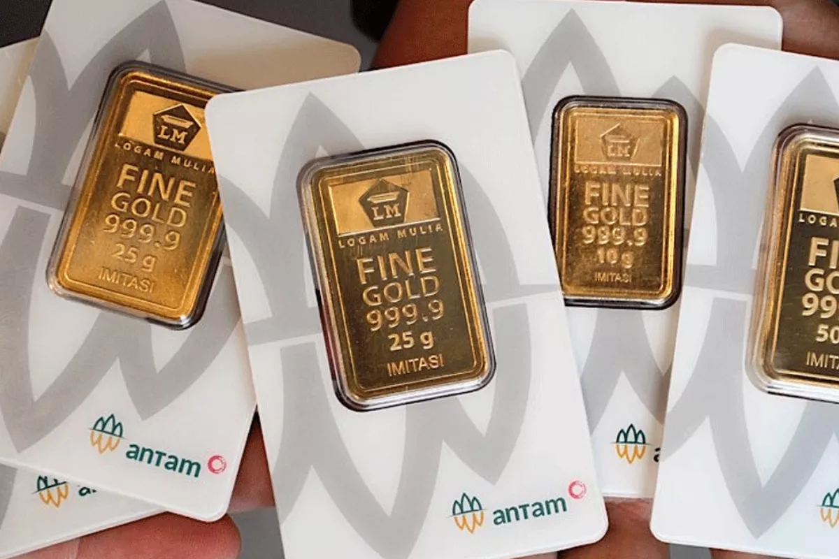 Harga Emas Antam Naik Tipis, Buyback Rp2,370 Juta per Gram