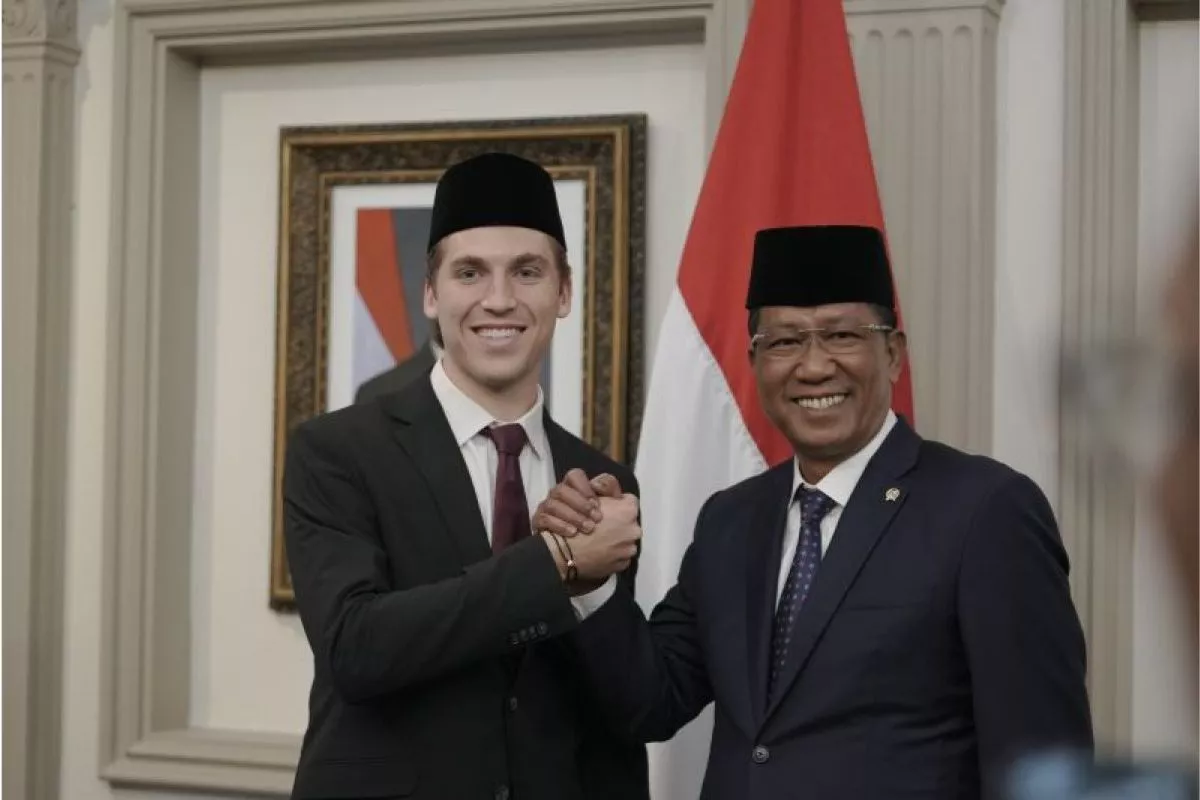 Prabowo Titip Mimpi Piala Dunia 2030 Usai Vickery Resmi WNI