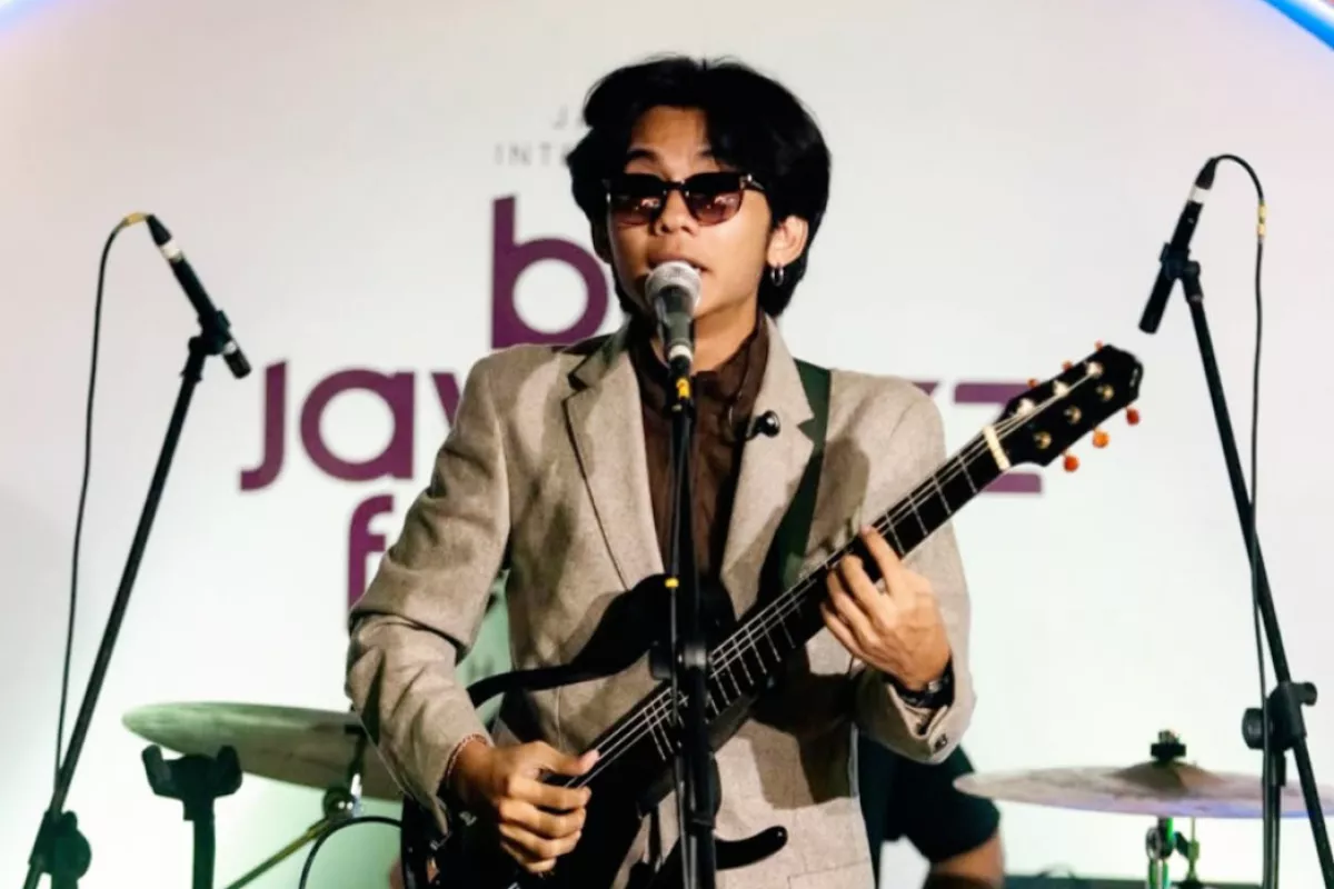 Aku Jeje Rayakan Jatuh Cinta Lewat Lagu Ringan dan Jenaka
