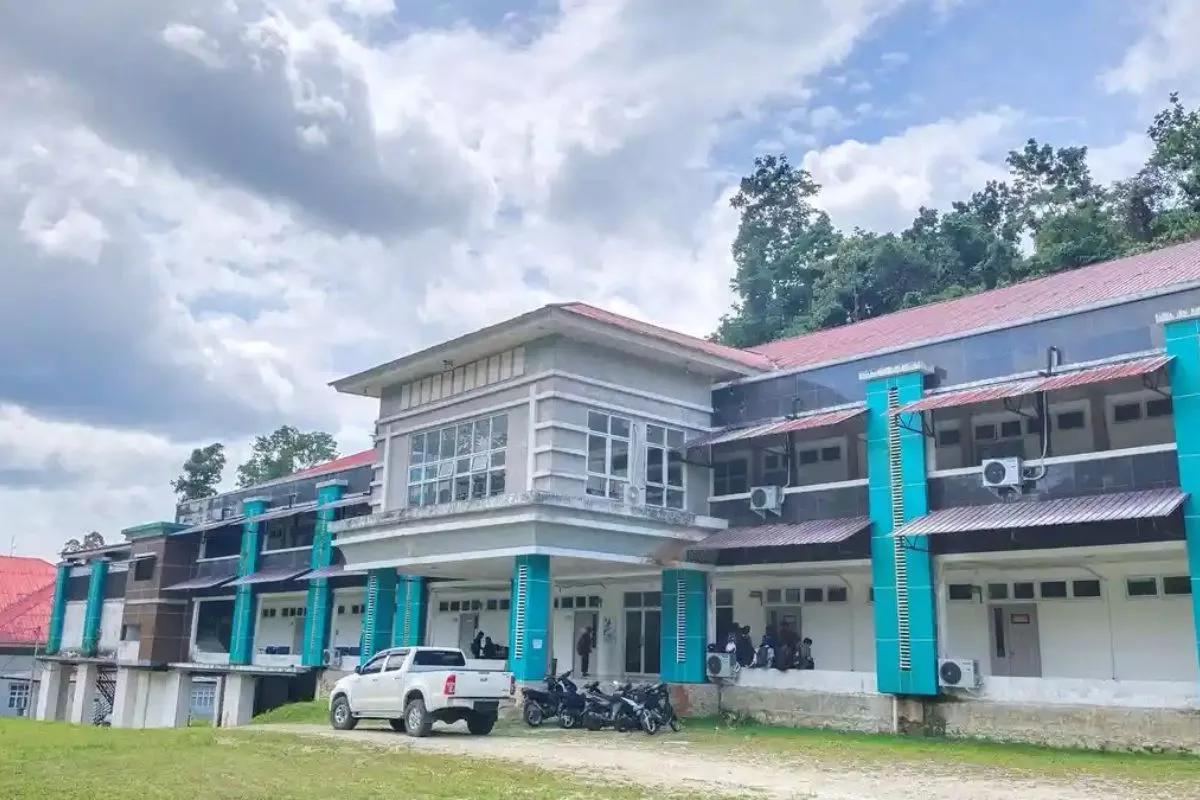 Inovasi Mahasiswa Polinef: Dari Aplikasi AI hingga Energi Surya
