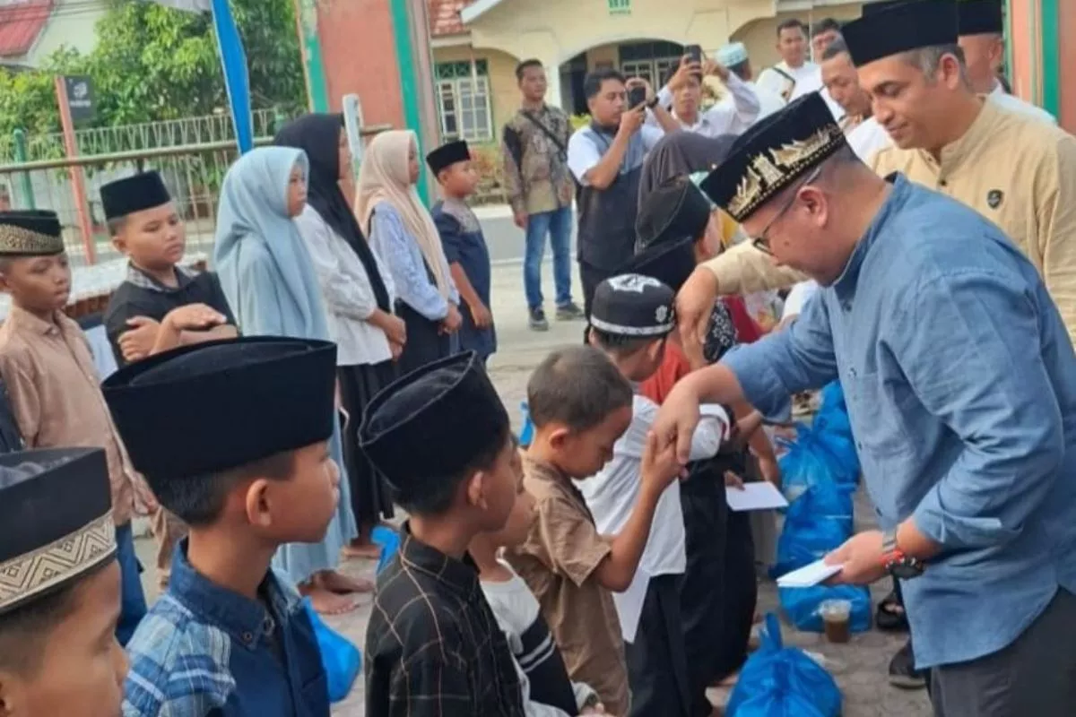 PTPN IV PalmCo Santuni 1.000 Anak Yatim dan Renovasi 16 Rumah Ibadah