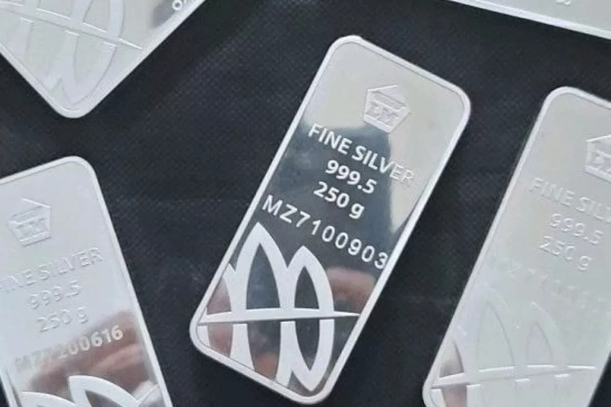 Harga Perak Batangan Antam Naik Signifikan Jadi Rp18.500 per Gram