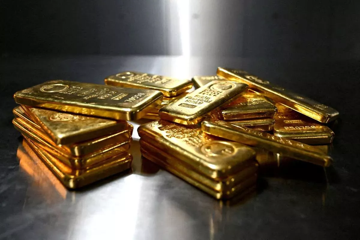 Harga Emas Diproyeksi Turun Lagi, Intip Level Penentu dan Pemicunya