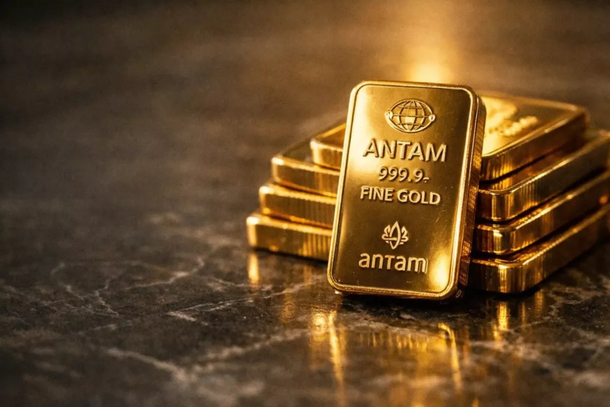 Harga Emas Antam Turun Hari Ini dan Sentimen Pasar Global Tertekan