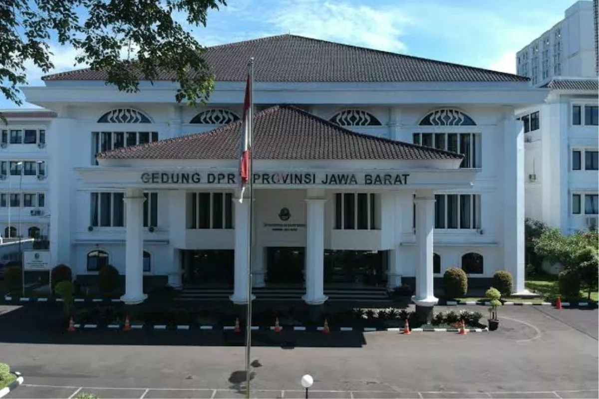 Seluruh Fraksi DPRD Jabar Sepakat Usulan Nama Baru: Tatar Sunda