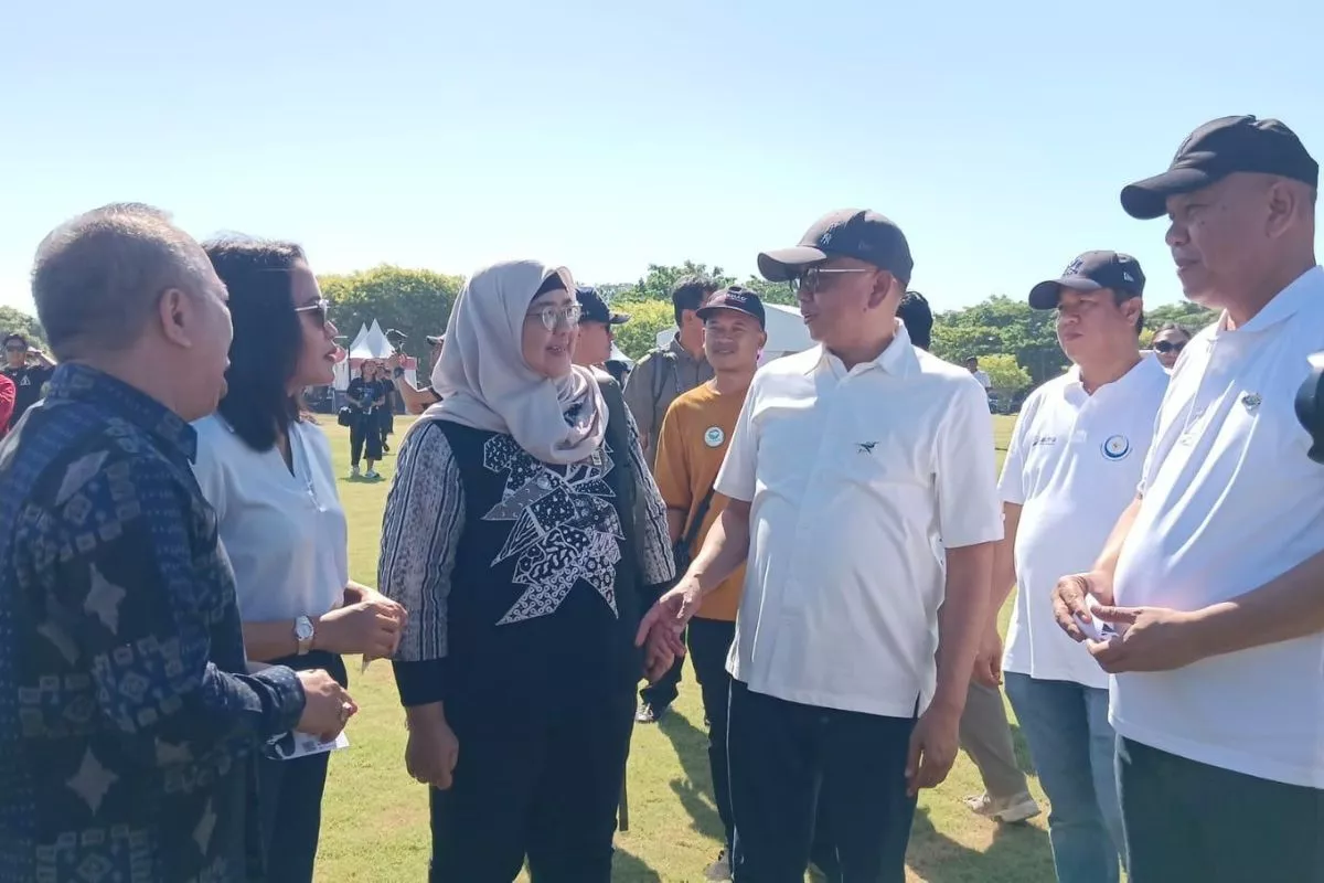 KKP Gandeng DANA Tekan Dampak Sampah Plastik di Perairan Bali