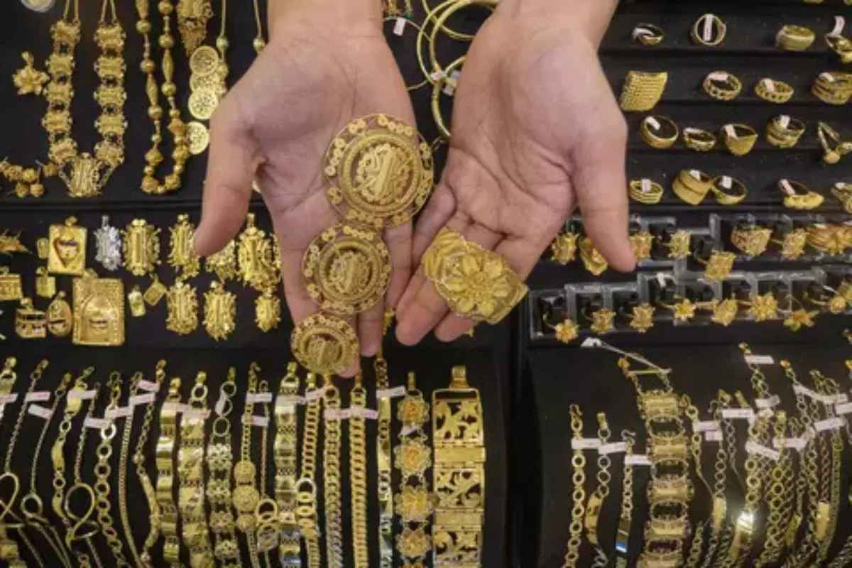 Harga Emas Perhiasan pada 8 Juni 2026 Alami Penurunan Jadi Rp2,4 Juta