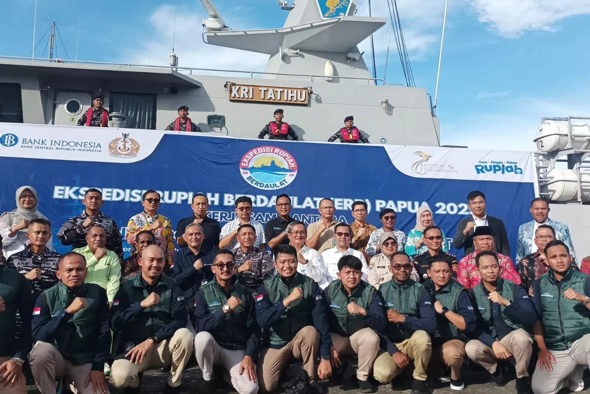 BI Maluku Bersama TNI AL Jangkau 5 Pulau 3T Lewat Ekspedisi Rupiah