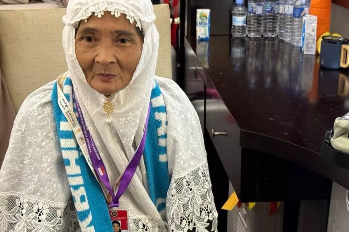 Perjuangan Haji Nenek Jumaria, Tabung Uang di Ember Sejak 2011