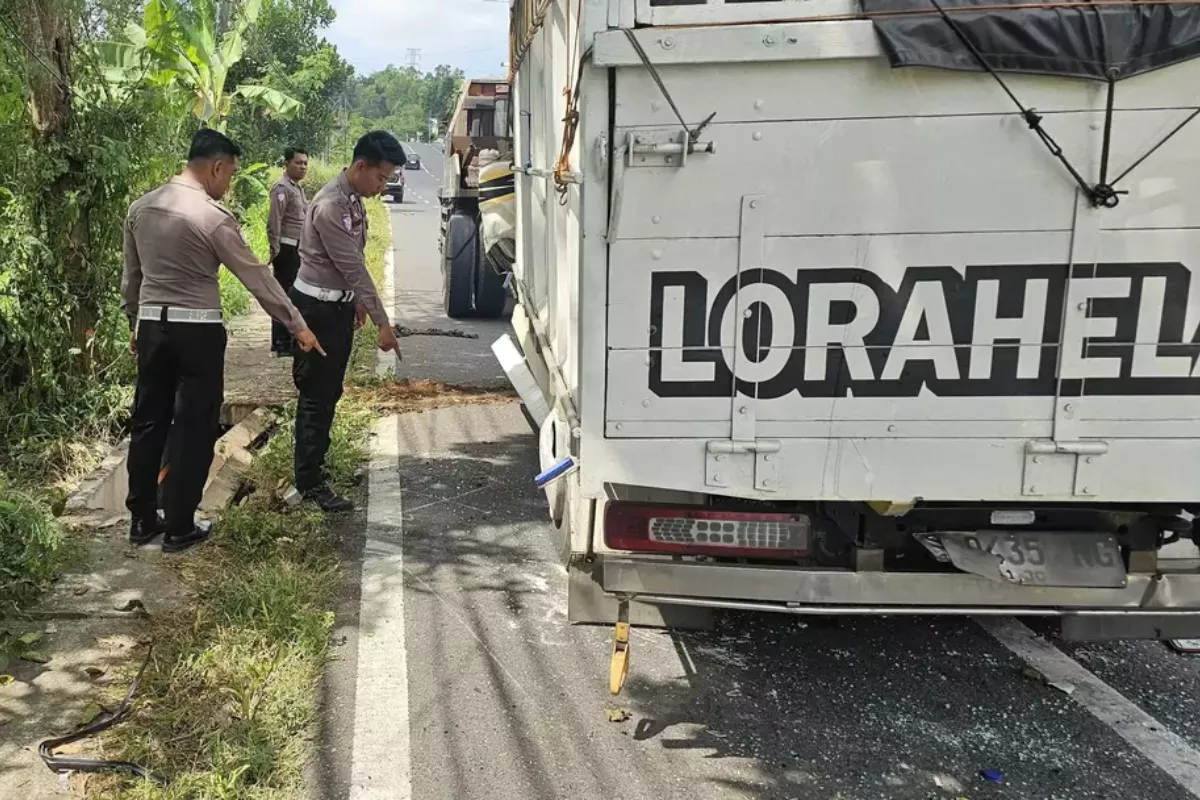 Kecelakaan Beruntun Minibus TK di Bangkalan, Satu Pemotor Tewas