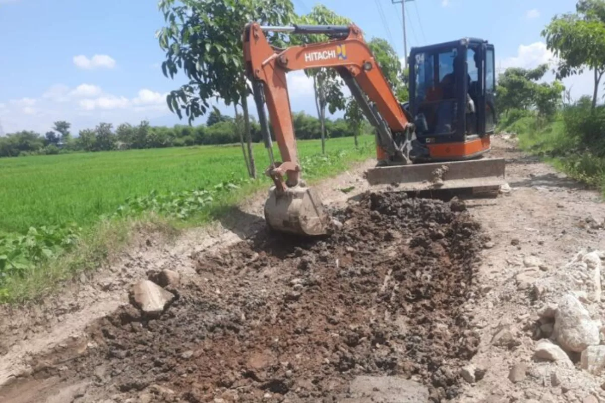 Proyek Jalan Wano ke Cikeleng Kuningan Ditargetkan Selesai Oktober