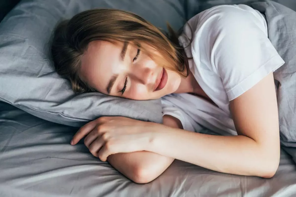 Ini Mana Posisi Tidur Terbaik untuk Menjaga Kesehatan Tubuh Kamu